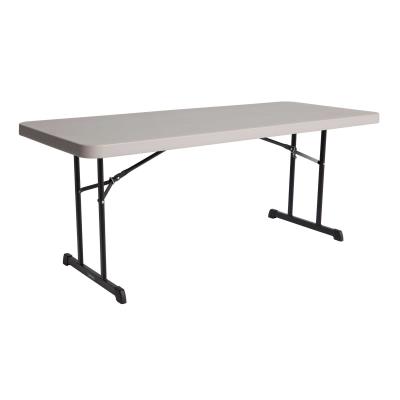 革新的なデザインと高品質の素材で作られた商業用折りたたみテーブル